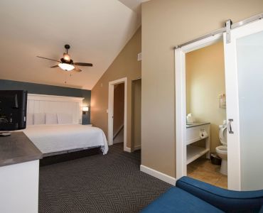 Waterside Suites and Marina